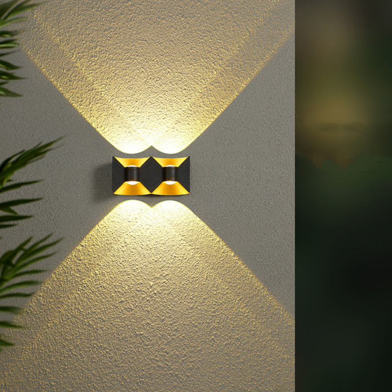 Zeitgenössische nordische wasserdichte quadratische rechteckige Aluminium-LED-Wandleuchte für den Außenbereich Patio