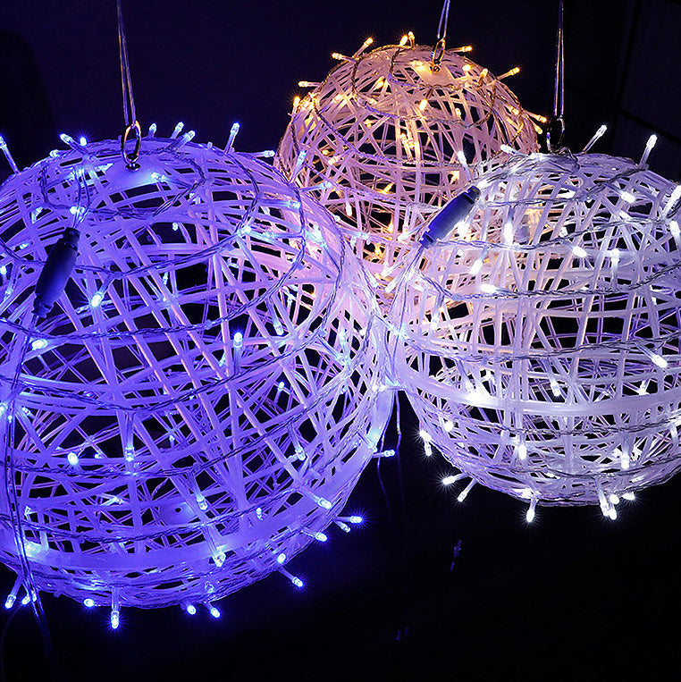 Moderne Art Deco Solar Wasserfest Waben Ball Hängend PVC Plastik LED Außenlicht Landschaft Beleuchtung Für Garten