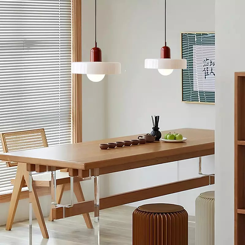 Frendorf |  Pendelleuchte aus farbigem Glas | Elegante Hängeleuchte im Bauhaus-Stil | Designlampe für Wohnzimmer & Esszimmer