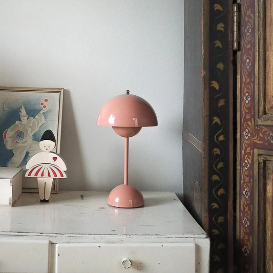 Moderne Tischlampe - Schlicht und Minimalistisch