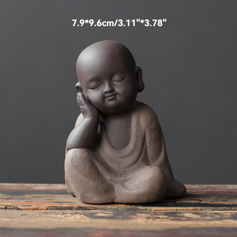 Schwarze Töpferei buddhistische Mönche Miniaturfiguren Buddha Statue Skulptur Feenornamente Meditation Zuhause Garten Dekoration