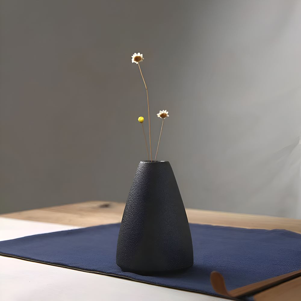 Frendorf | BlackCraft Vase - Ästhetisch Texturierte Keramikvasen für Blumen