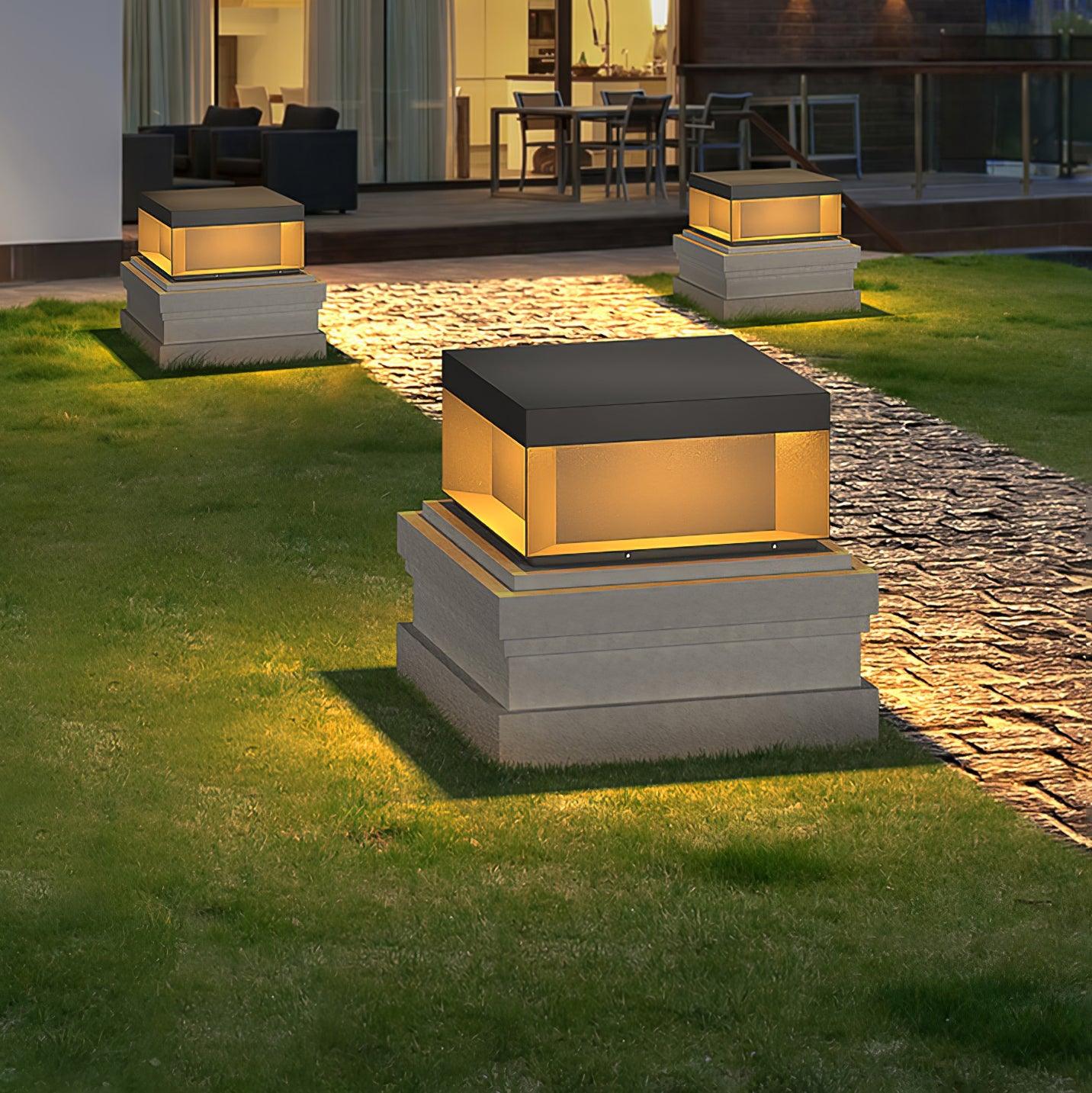 Frendorf | SolaraPost Solar Außenpfostenleuchte | LED Gartenbeleuchtung | Energieeffizient | Wasserdicht | Dekorative Außenbeleuchtung für Garten & Terrasse