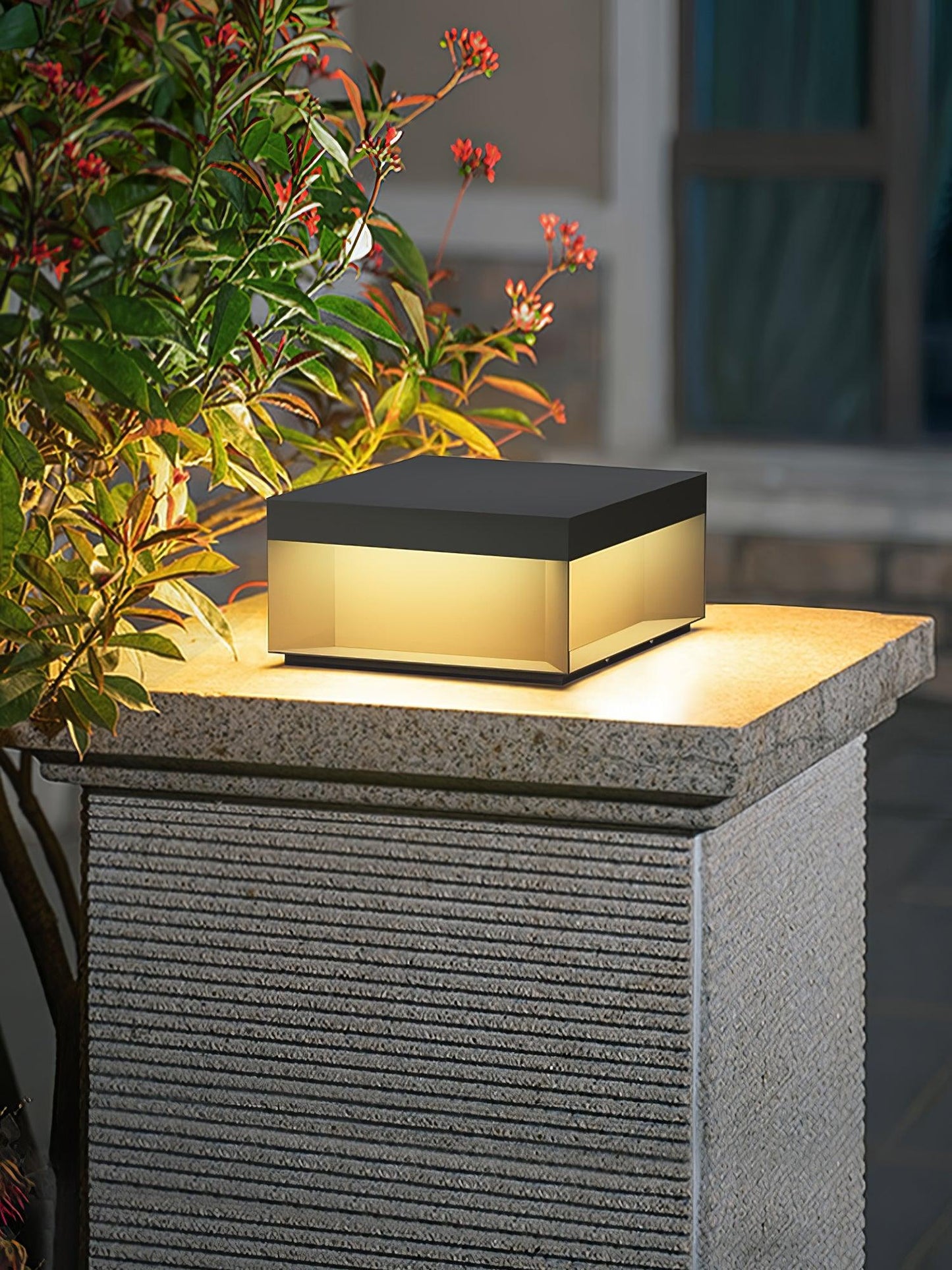 Frendorf | SolaraPost Solar Außenpfostenleuchte | LED Gartenbeleuchtung | Energieeffizient | Wasserdicht | Dekorative Außenbeleuchtung für Garten & Terrasse