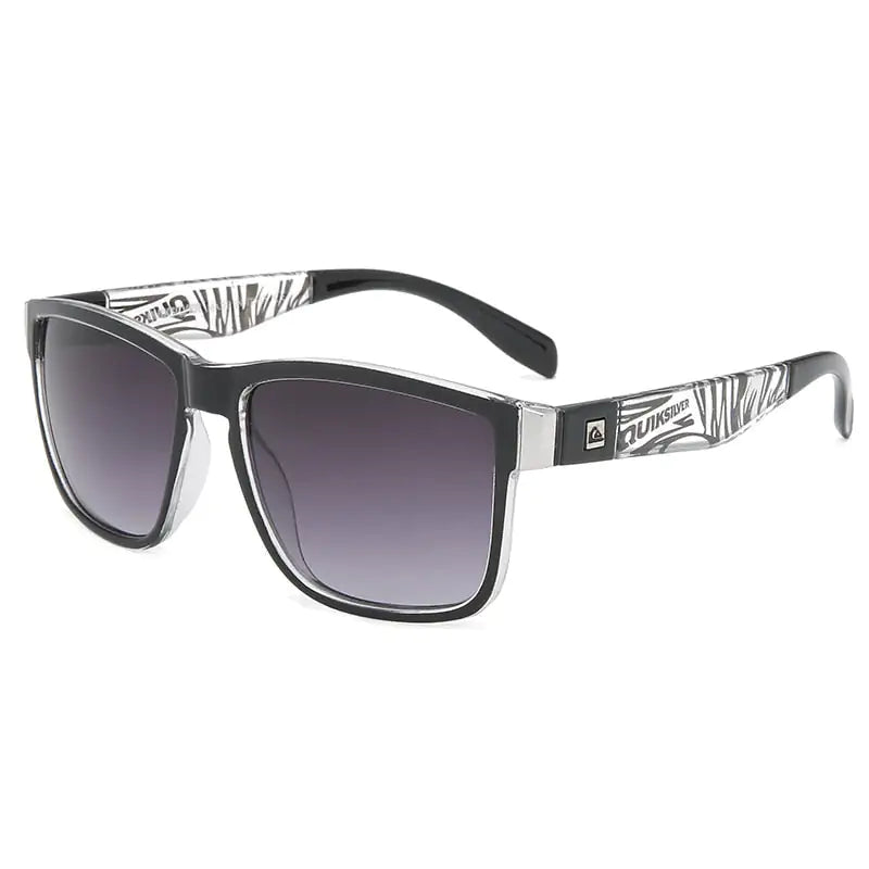 Klassische quadratische Sonnenbrille