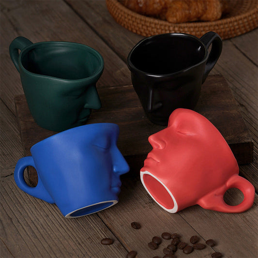 Frendorf | Metal Touching Face Kreative Keramische Kiss Kaffee Becher, Künstlerisches Vibe Becher & Untertasse Set