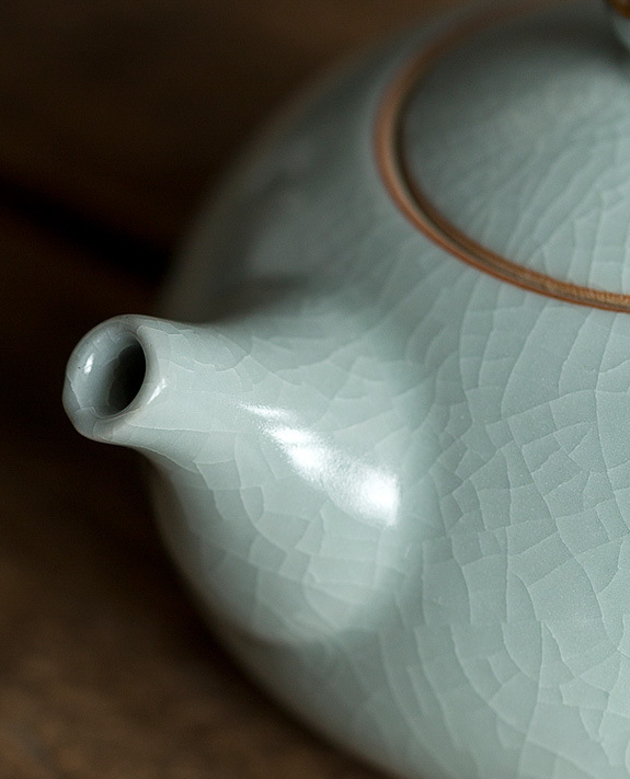 Keramische Kyusu-Teekanne mit Holz-Seitengriff I Japanische Keramische Teekanne
