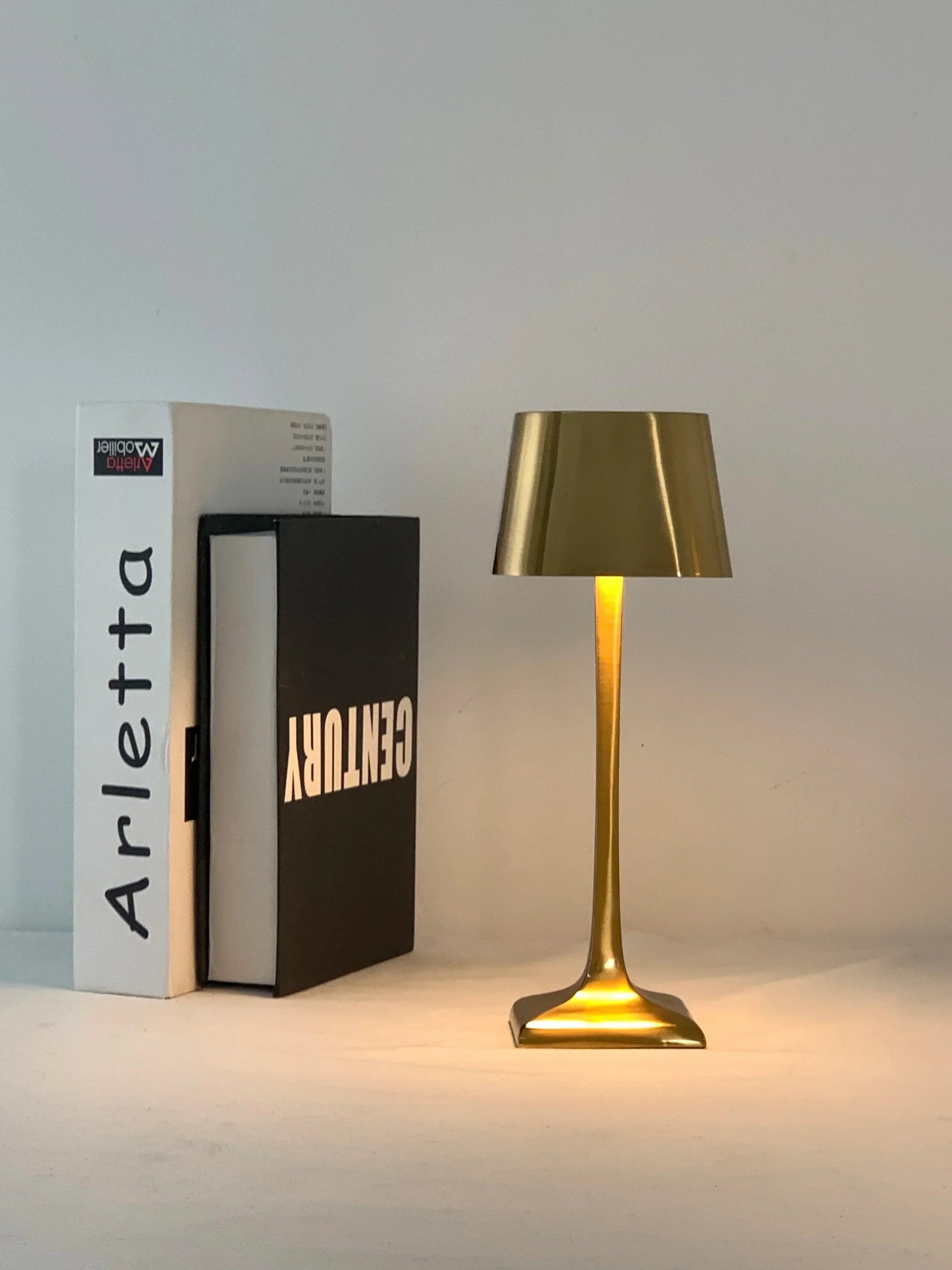 LumiSquare – Flexible LED Tischlampe mit USB