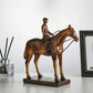 Klassischer Stil Reiterfigur Home Decor Retro Wohnzimmer Kabinett Ornament Schreibtischdekoration Vintage Harzskulptur Geschenke