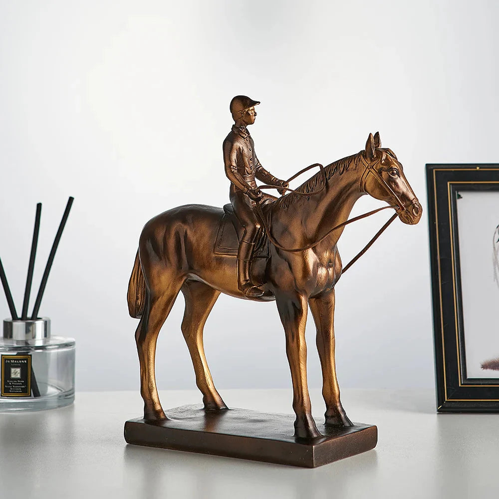Klassischer Stil Reiterfigur Home Decor Retro Wohnzimmer Kabinett Ornament Schreibtischdekoration Vintage Harzskulptur Geschenke