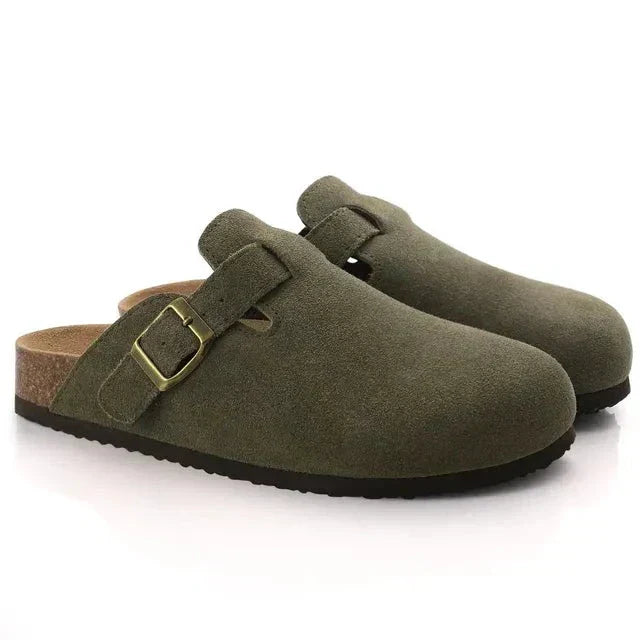 Frendorf | Herren Suede Slipper im Old Money Stil, Elegant und Komfortabel