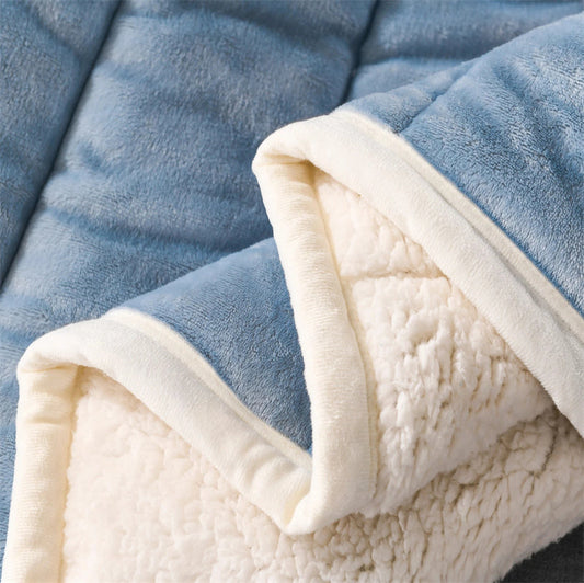 Frendorf | Lammfelldecke - LuxeWarm - Weich - Gemütlich