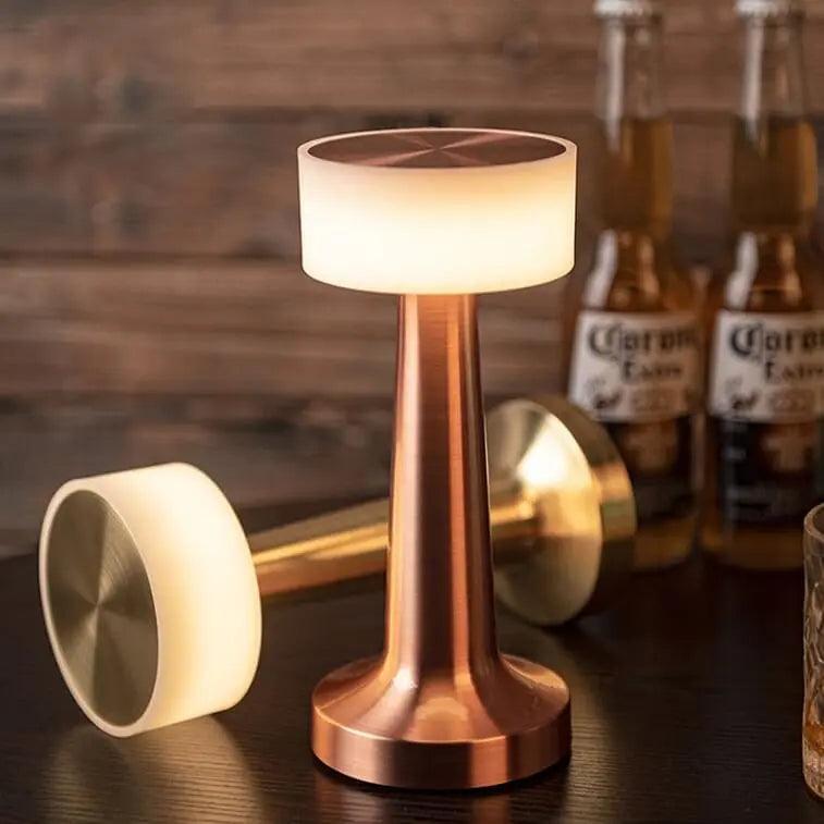 Vintora – Raffinierte Retro Bar Tischlampe
