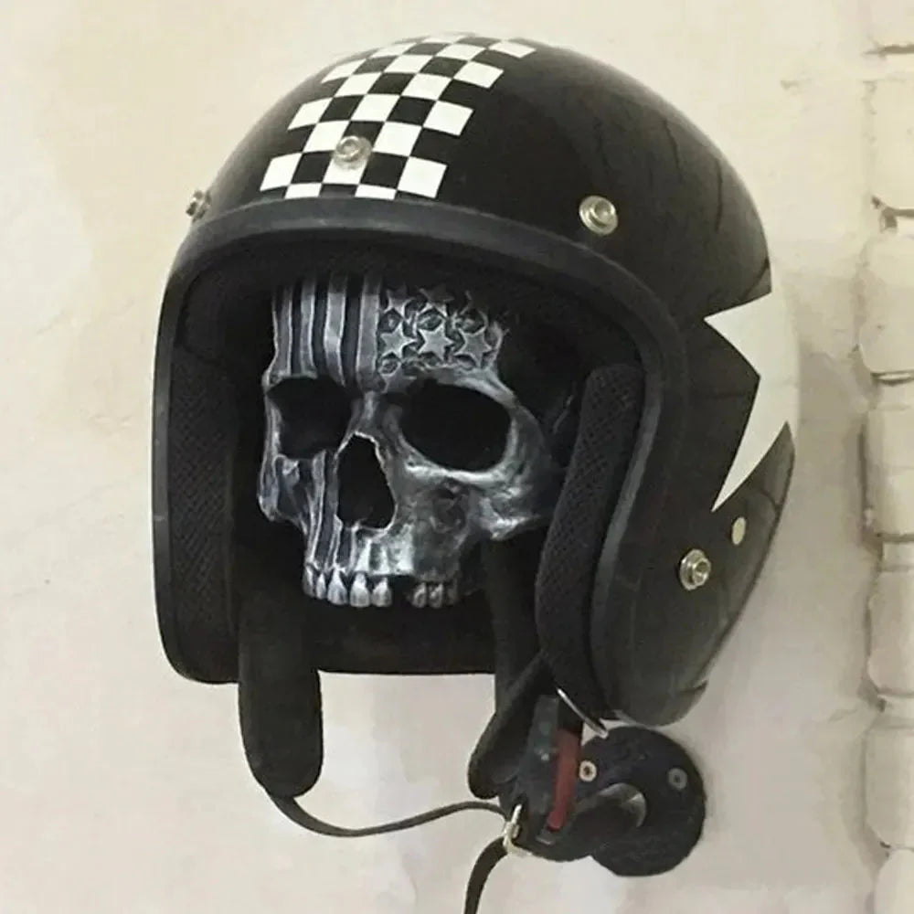 Kreativer cooler Skull-Motorradhelm-Halter wandmontiert Erwachsener Helm-Hänger Mäntel Lagerregal Fahrradhelm-Halter Wanddekoration