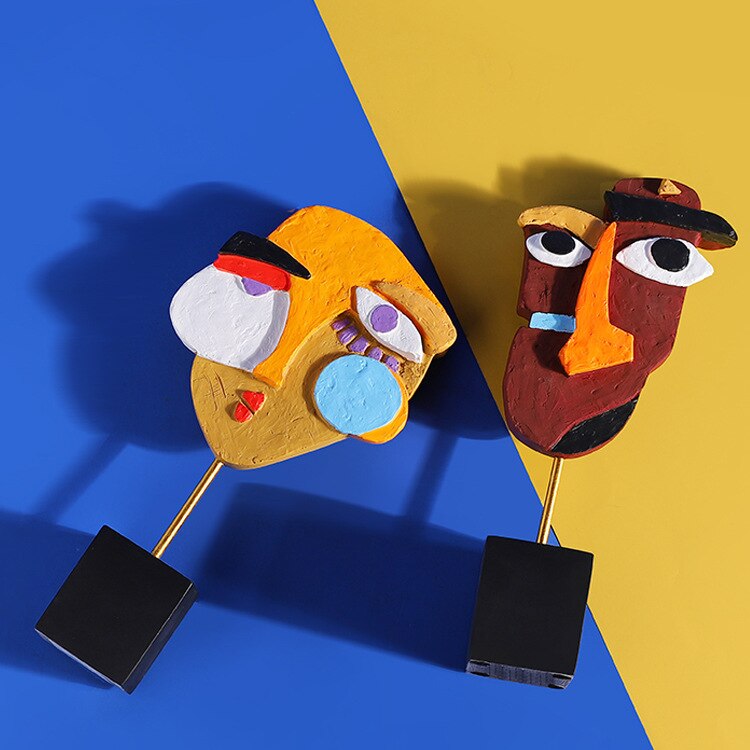 Kreativität Menschliches Gesicht Skulptur Eine Familie von drei Farbige abstrakte Kunst Statue Wohnkultur Wohnzimmer Schlafzimmer Bücherregal Dekoration