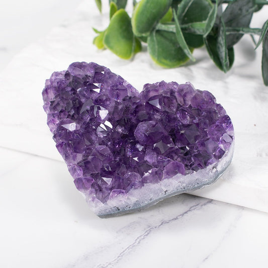 Amethyst Cluster Herz