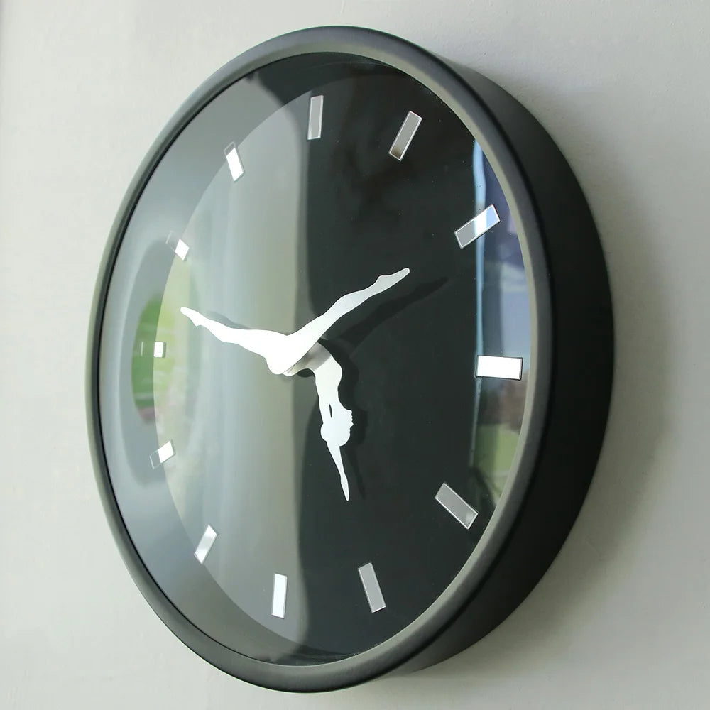 Frendorf | Tanzende Ballerina Kunst Moderne Wanduhr