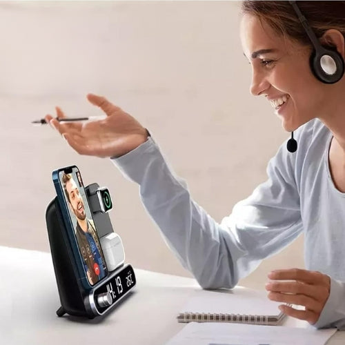 Frendorf | 3-in-1 Ladestation: Wecker mit iPhone-Ladegerät, Uhrenständer und Telefon-Ladedock für Apple-Geräte