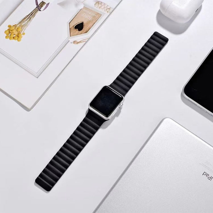 Frerndorf | Magnetisches Loop-Uhrenarmband für Apple Watch Series 7 45mm / 6 & SE & 5 & 4 44mm / 3 & 2 & 1 42mm (Schwarz)