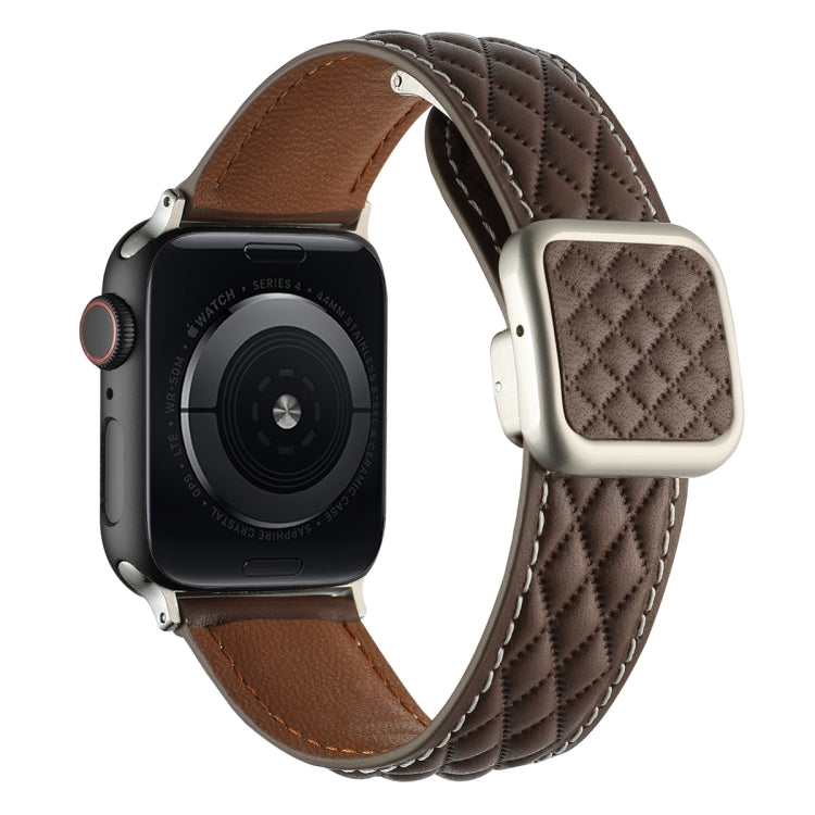 Frendorf | Für Apple Watch SE 40mm Rhombus-Muster Magnetische Quadratische Gurteltresen Leder Uhrband (Dunkelkaffee)