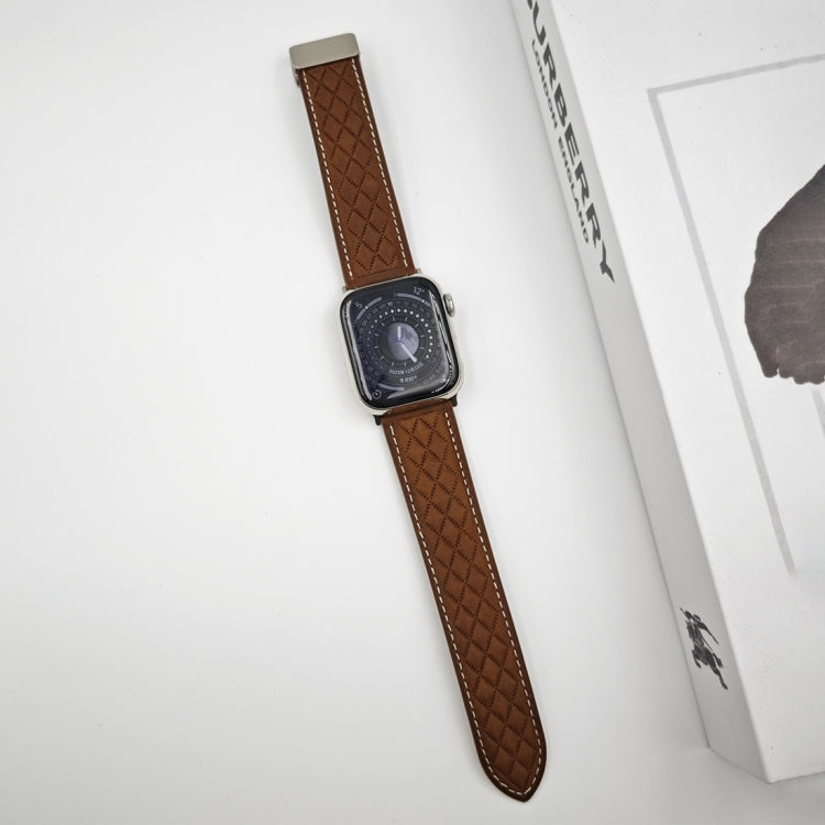 Frendorf | Für Apple Watch SE 2022 40mm Rhombus-Muster Magnetische Klappschließe Leder-Uhrenarmband (Dunkelbraun)