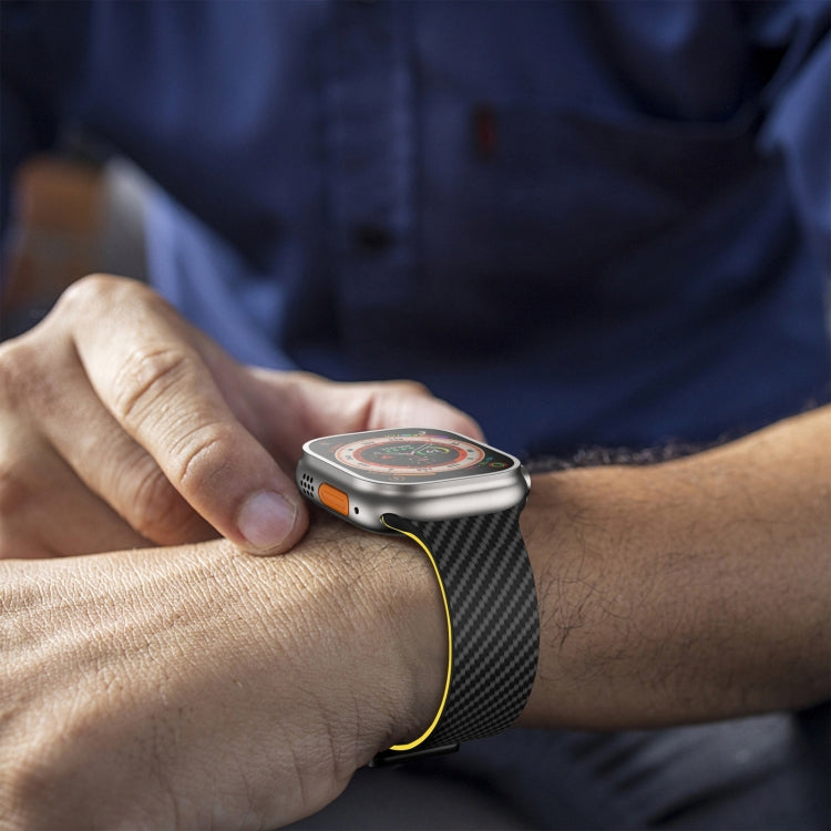 Frendorf | Für Apple Watch Series 7 45 mm Carbonfaser Magnet Schwarz Schnalle Uhrband (Schwarz Gelb)