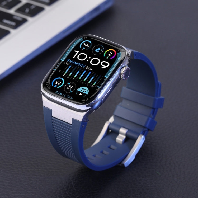 Frendorf | Für Apple Watch SE 44mm Loners Flüssigsilikon Armband (Titanium Starlight)