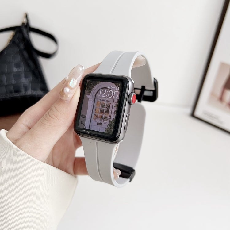 Frendorf | Für Apple Watch SE 40mm Magnetische Quadratische Schnalle Silikon-Uhrenarmband (Wolken Grau)