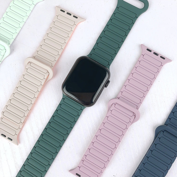 Frendorf | Für Apple Watch Series 4 40mm I-förmiges magnetisches Silikon-Uhrenband (Weißes Sternenlicht)