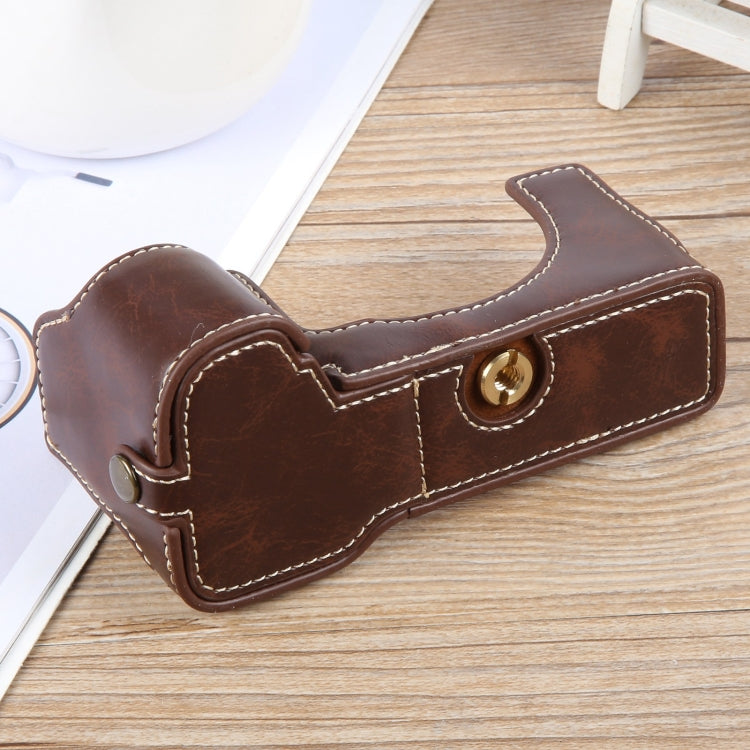 Frendorf | Für Sony ILCE-7CM2 / Alpha 7C II Glänzende PU-Leder Kamera Halbhülle Basis (Kaffee)