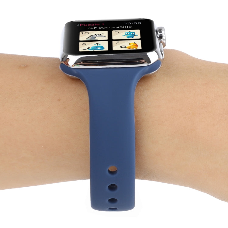 Frerndorf | Für Apple Watch Series 8&7 41mm / SE 2&6&SE&5&4 40mm / 3&2&1 38mm Dünnes Silikon Doppelbuckle Uhrenarmband (Marineblau)