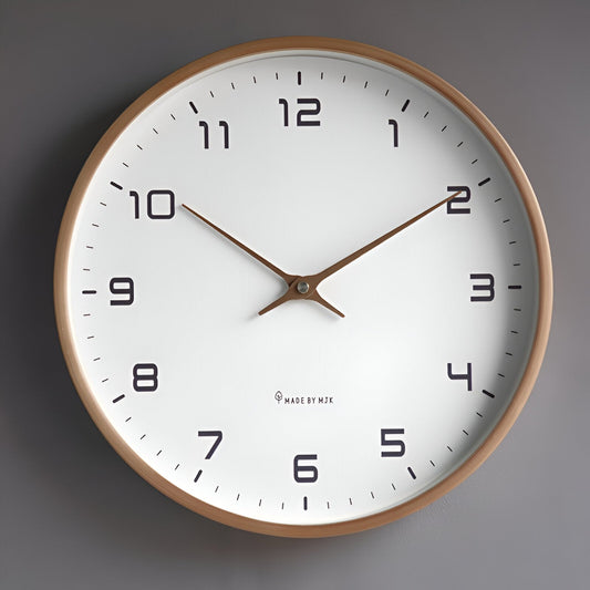 Eleganz und Präzision für Ihre Wände – Die EleQuartz Wanduhr