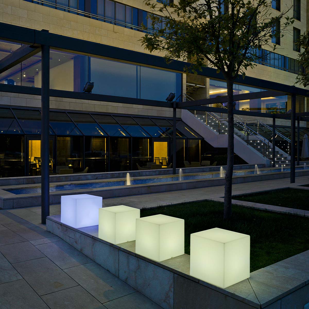 Frendorf | Moderne Glow-Würfel in verschiedenen Varianten!