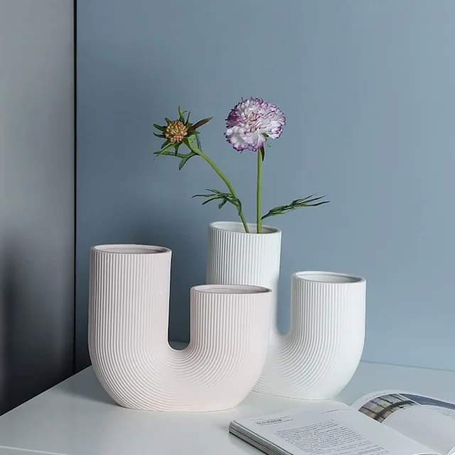 Frendorf | U-förmige minimalistische Vase