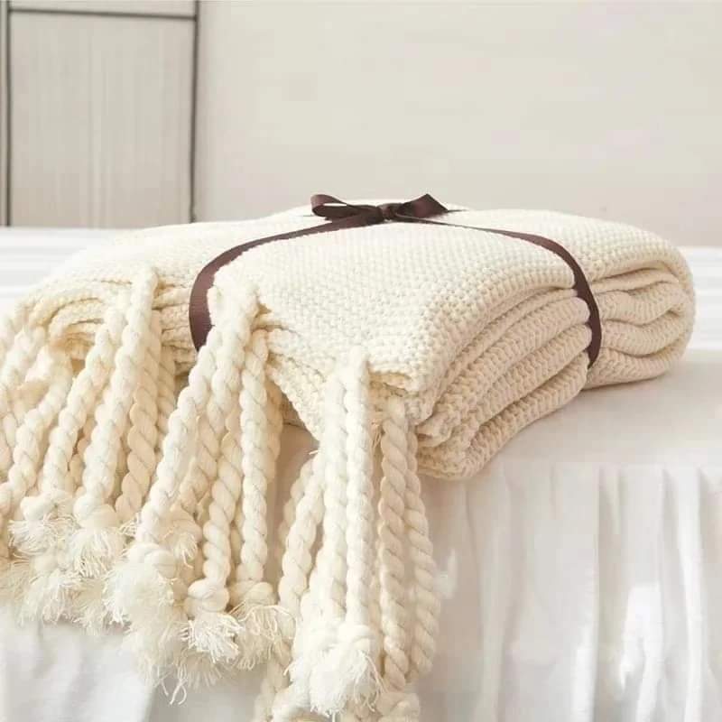 Frendorf | Strickwurfdecken