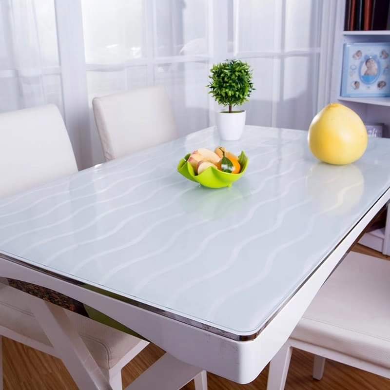 Frendorf | Transparente Tischdecke