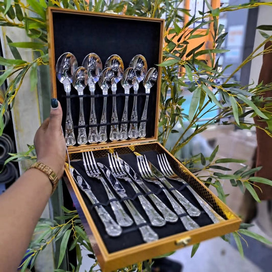 Frendorf | 16-teiliges Besteckset plus Etui
