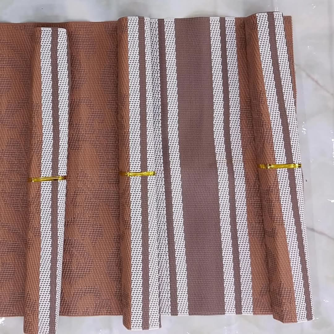 Frendorf | 6 Stück Gewebte PVC Tischunterlage