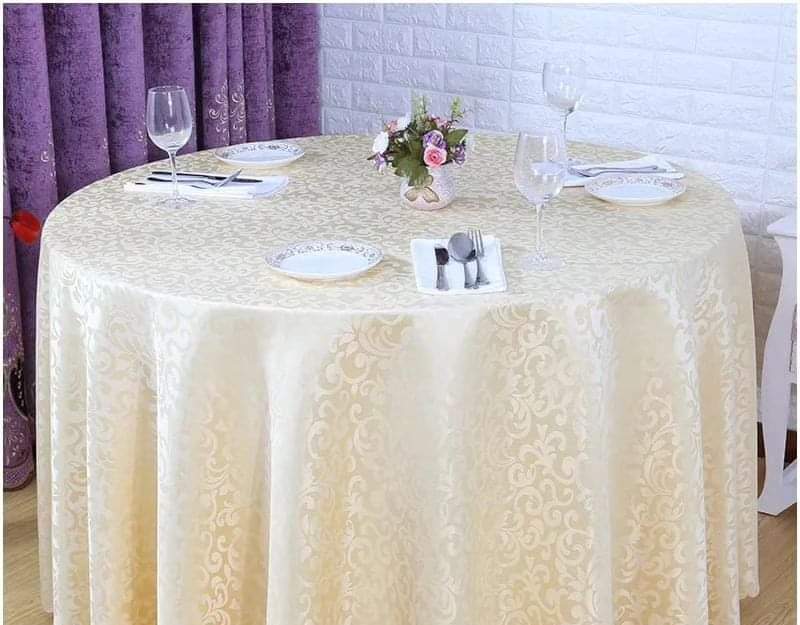 Frendorf | 150 cm runde Tischdecke