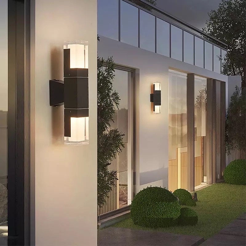 Frendorf | LumiGuard Bewegungsmelder-Wandleuchte | LED Außenleuchte | Energiesparend | Wetterfest | Ideal für Garten und Terrasse