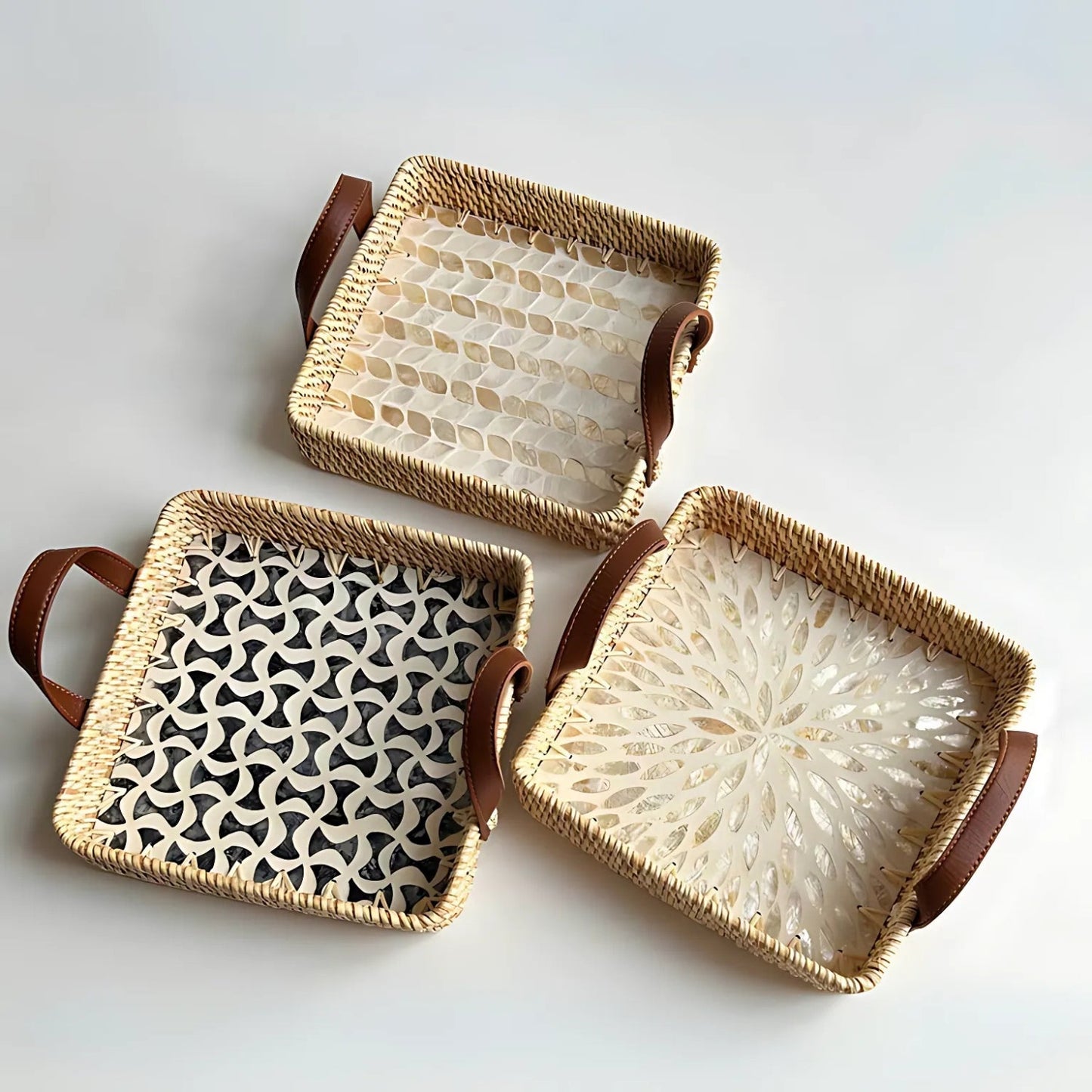 Frendorf | Bauernhaus Rattan Tablett in verschiedenen Mustern