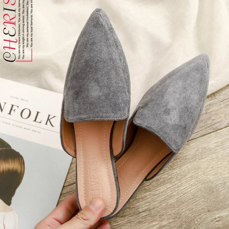 Frendorf | Elegante Wildleder-Mules mit spitzer Zehenpartie