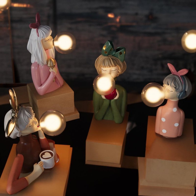 Frendorf | Fleur - Verspielte Tischlampe mit einzigartigen Figurenentwürfen und energieeffizienter LED-Beleuchtung
