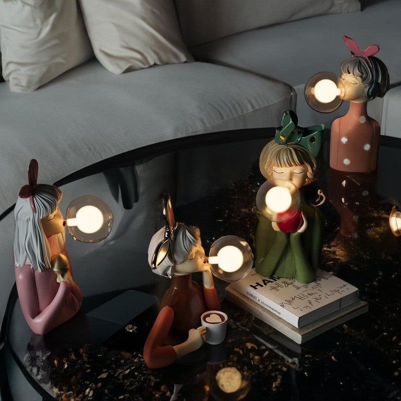 Frendorf | Fleur - Verspielte Tischlampe mit einzigartigen Figurenentwürfen und energieeffizienter LED-Beleuchtung