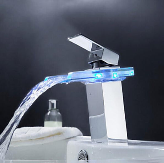Frendorf | Badezimmer Wasserfall LED Wasserhahn