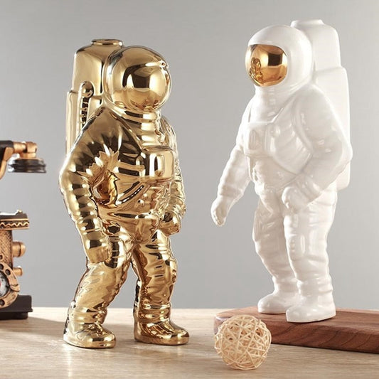 Gold Space Man Skulptur Astronaut Keramik Vase Kreatives modernes Kosmonaut Modell Ornament Statue Garten Tischdekoration Hause Dekoration