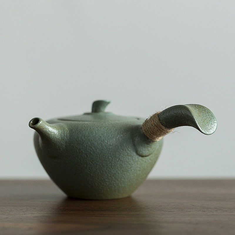 Grüner Keramik Kyusu Teekannen Vintage Chinesische Kung Fu Teekanne Trinkgeschirr