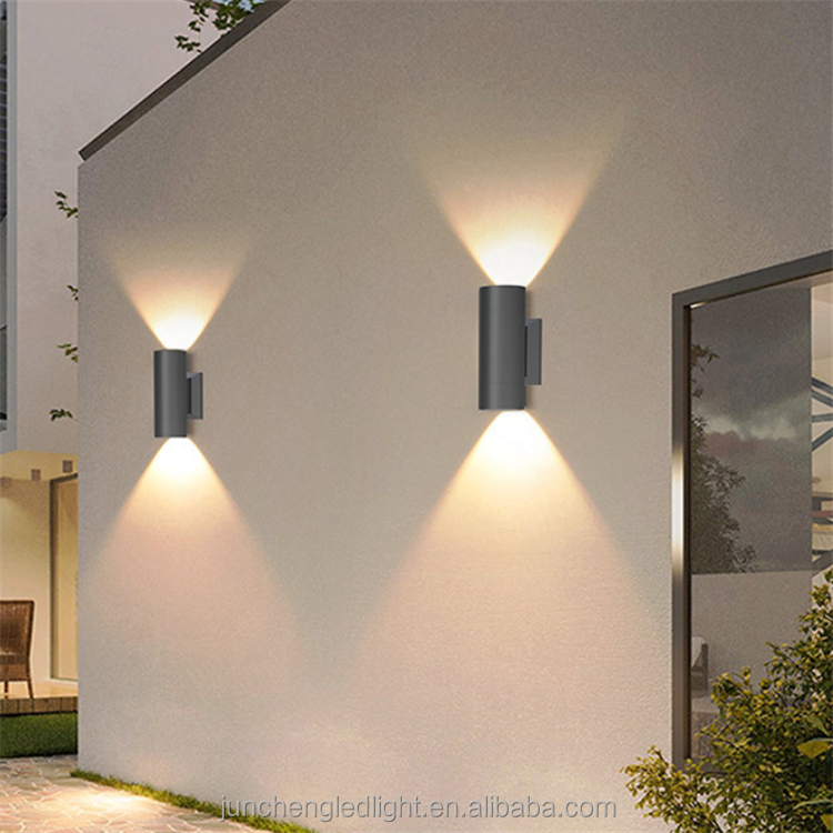 Frendorf | Außenwandleuchte | LED Aluminiumbeleuchtung für den Garten