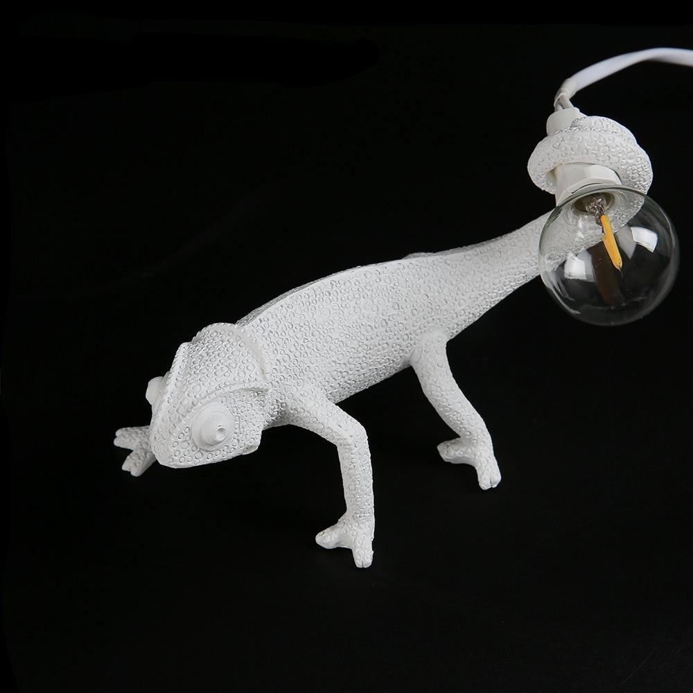 Frendorf | LizardLuxe Harz Tier Tischlampe | Modernes Eidechsen-Design | Deko-Lampe für Wohnzimmer & Büro