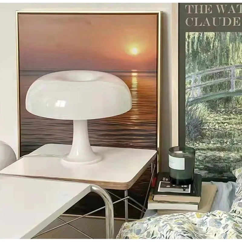 Italienischer Designer LED-Pilz Tischlampe für Hotelzimmer, Wohnzimmer und Nachttischdekoration